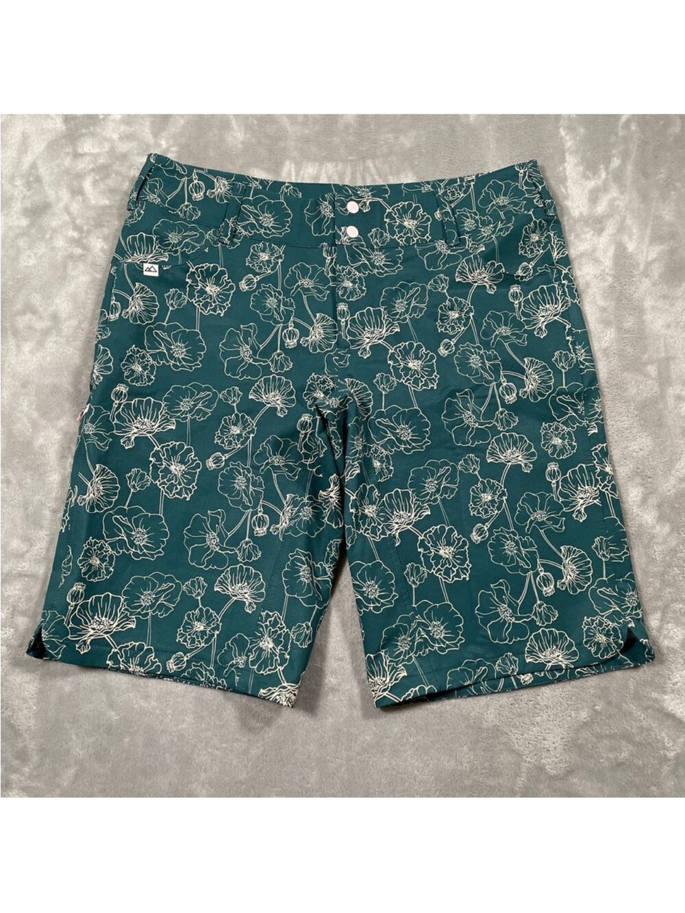 Wild Rye Kaweah Shorts Womens 12 Green Mountain Biking Cycling Stretch Outdoor
